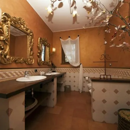 Sleeps 8 Pool Air Con Villa *